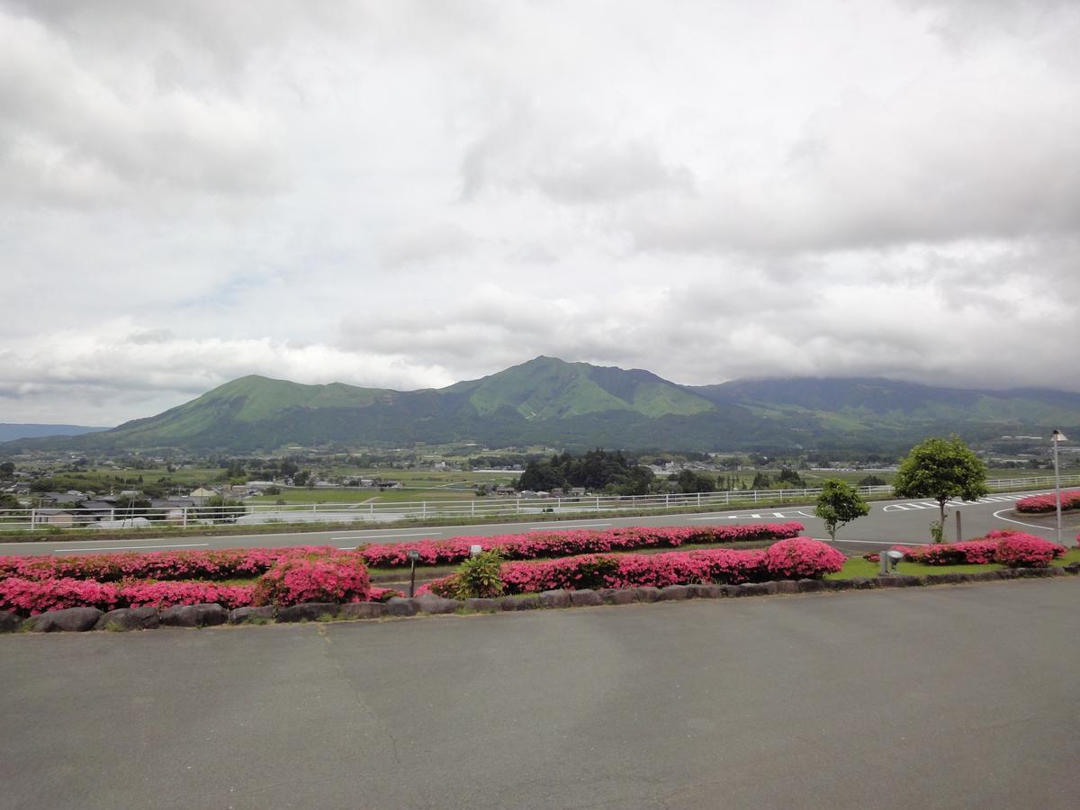 Shikino Mori Hotel Aso Exterior photo